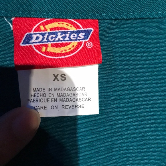 Scrub top - Picture 3 of 4